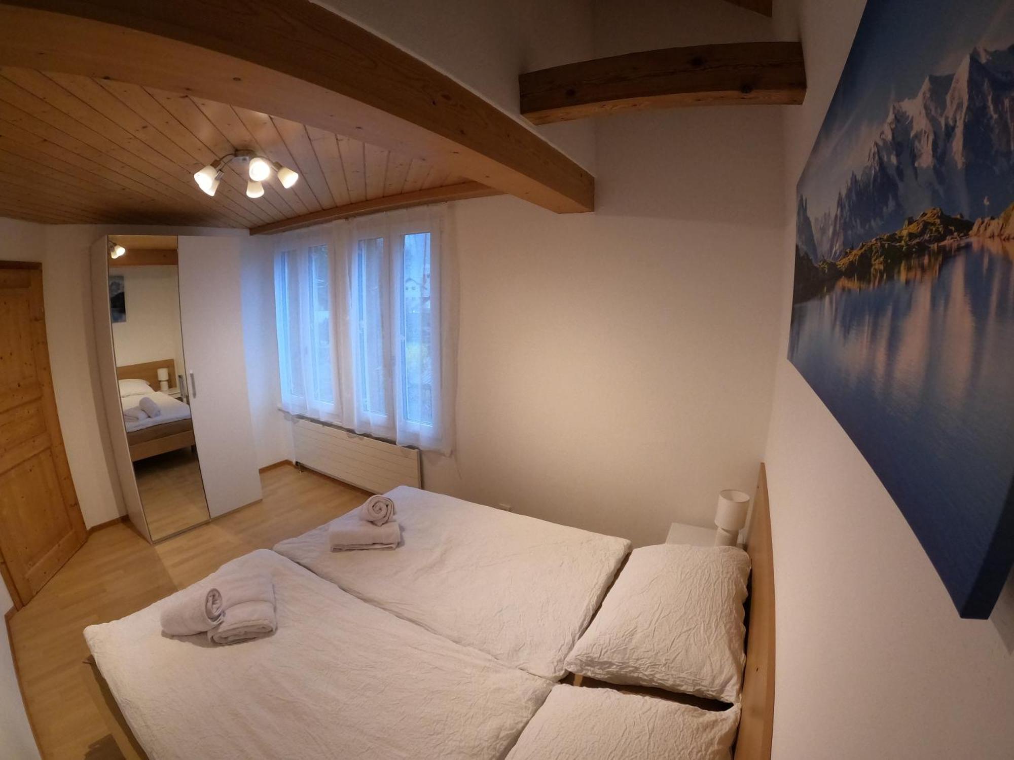 Fine&Pine Center Apartment Matten bei Interlaken Esterno foto