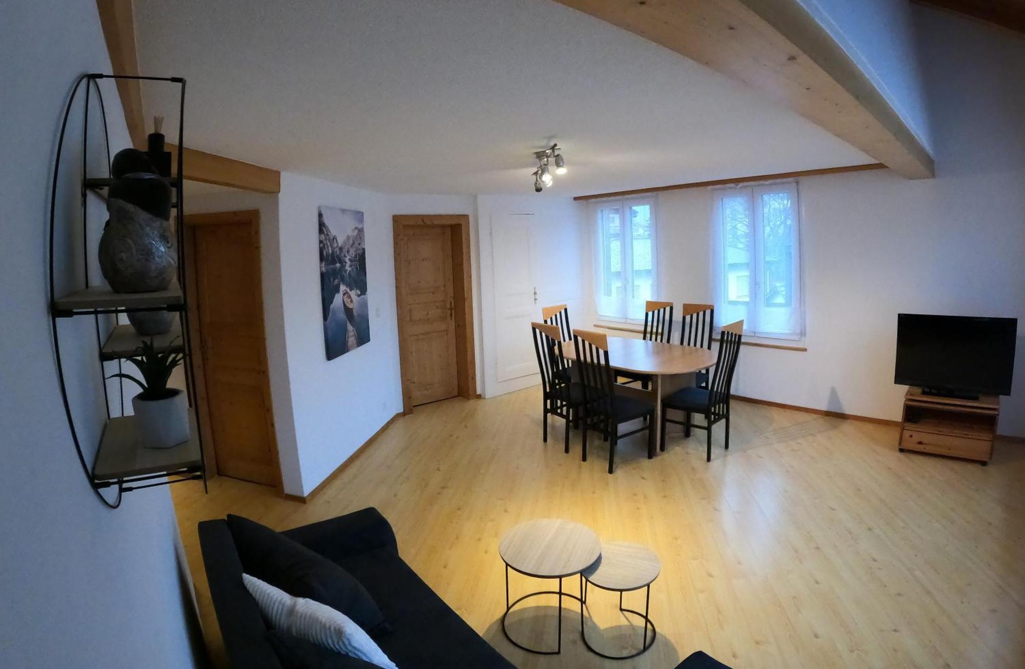 Fine&Pine Center Apartment Matten bei Interlaken Esterno foto